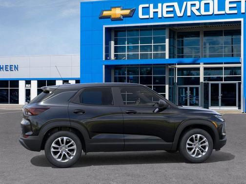 Mosaic Black Metallic 2026 Chevrolet Trailblazer LS