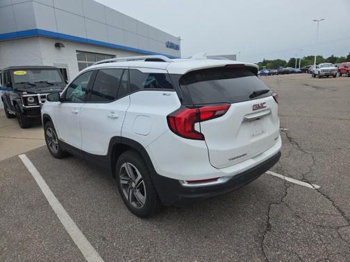 2020 GMC Terrain SLT