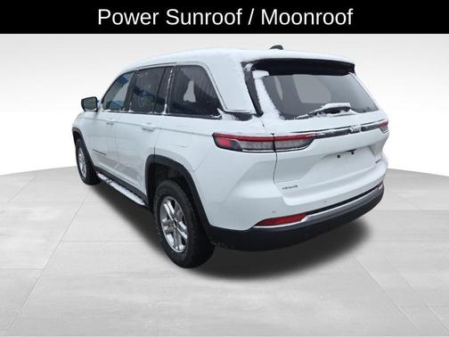 2023 Jeep Grand Cherokee Laredo