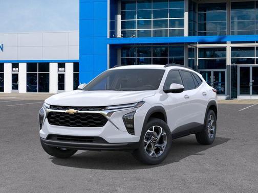 Summit White 2026 Chevrolet Trax LT