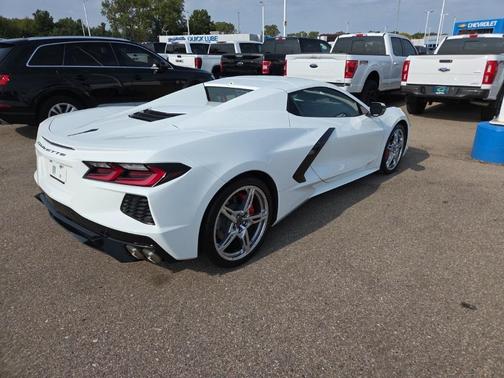 2022 Chevrolet Corvette Stingray w/1LT