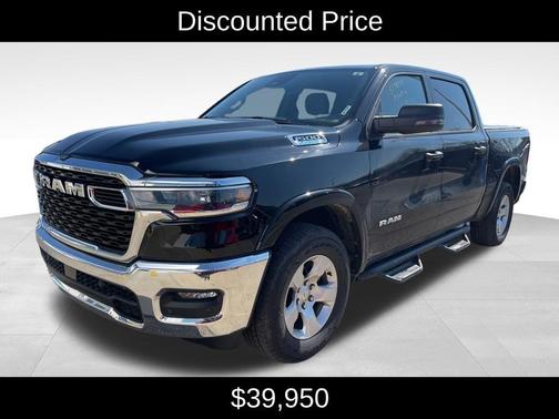 Diamond Black 2025 RAM 1500 Big Horn/Lone Star