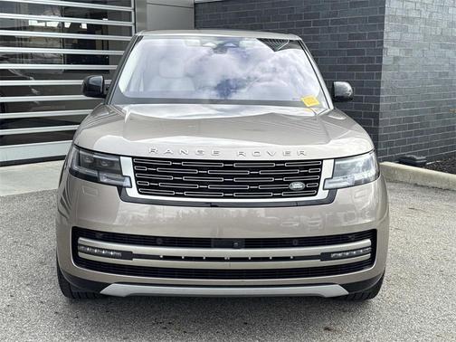 2023 Land Rover Range Rover P400 SE