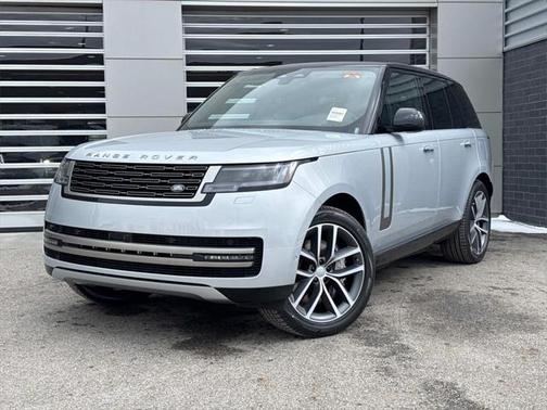 2025 Land Rover Range Rover P550e SE