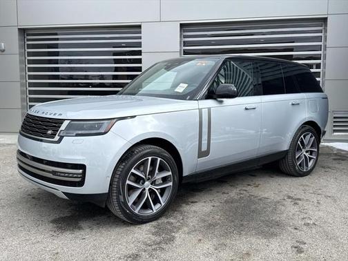2025 Land Rover Range Rover P550e SE