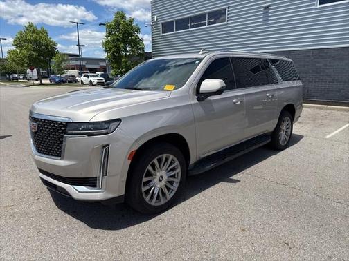 2022 Cadillac Escalade ESV Premium Luxury