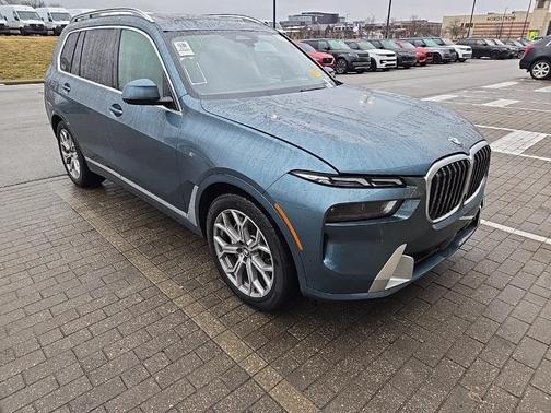 2023 BMW X7 xDrive40i