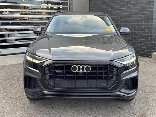 2021 Audi Q8 55 Premium Plus