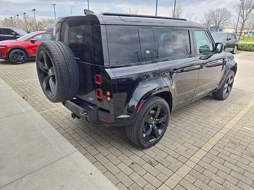 2022 Land Rover Defender 110 X-Dynamic HSE