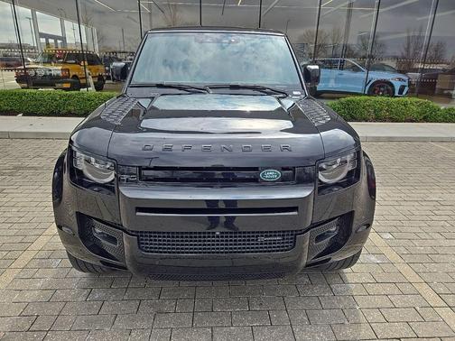 2022 Land Rover Defender 110 X-Dynamic HSE