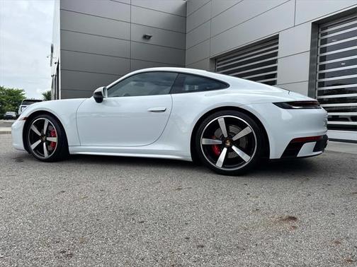 2020 Porsche 911 Carrera 4S