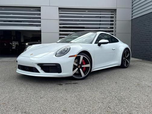 2020 Porsche 911 Carrera 4S