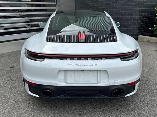 2020 Porsche 911 Carrera 4S