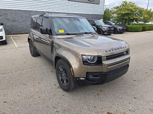 2024 Land Rover Defender 110 P400 X-Dynamic SE