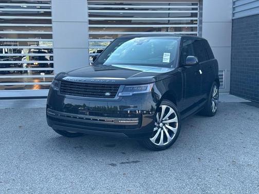 2025 Land Rover Range Rover P400 SE