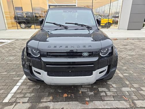 2023 Land Rover Defender 110 S