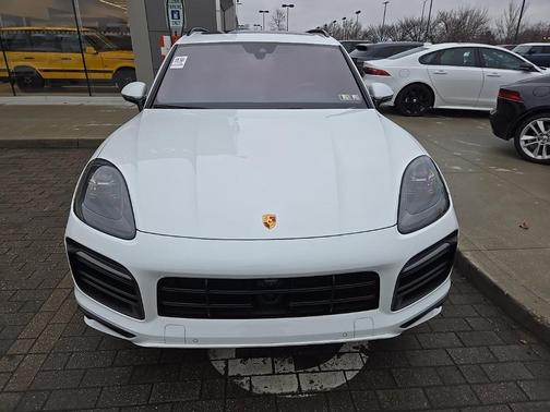 2023 Porsche Cayenne GTS