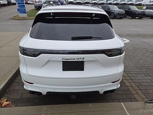 2023 Porsche Cayenne GTS
