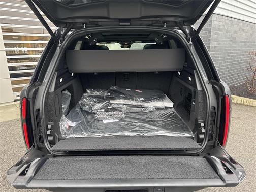 2025 Land Rover Range Rover P400 SE