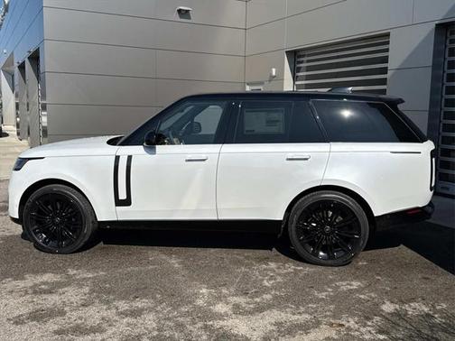2025 Land Rover Range Rover P530 SE