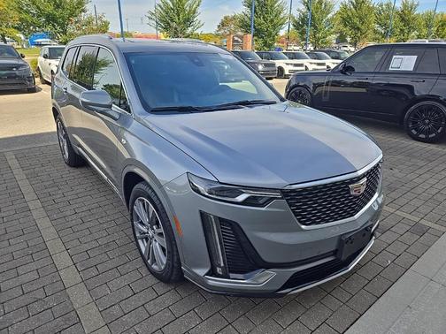 2025 Cadillac XT6 Premium Luxury FWD