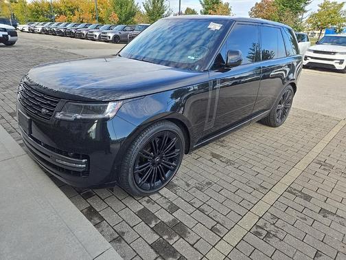 2024 Land Rover Range Rover P530 SE
