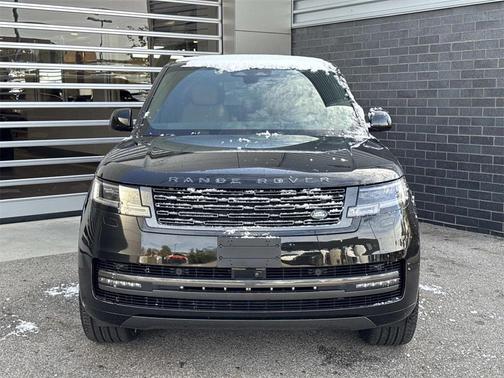 2024 Land Rover Range Rover P530 SE