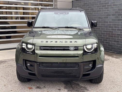Woolstone Green Metallic 2026 Land Rover Defender P300 S