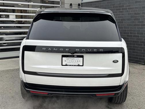 2023 Land Rover Range Rover P400 SE