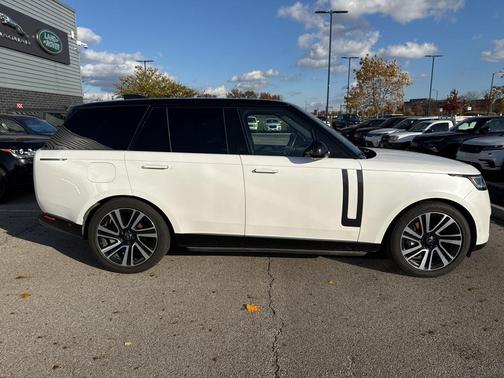 2023 Land Rover Range Rover P400 SE
