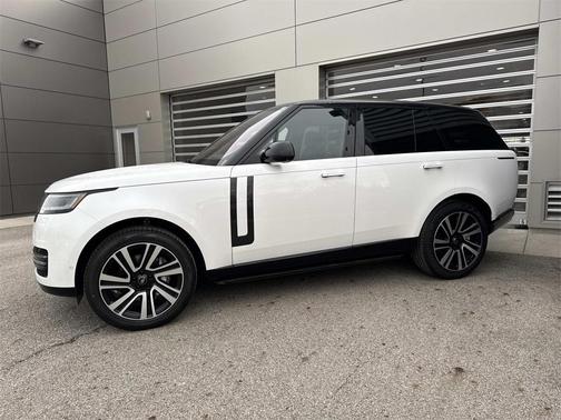2023 Land Rover Range Rover P400 SE