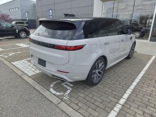 Borasco Grey Metallic 2025 Land Rover Range Rover Sport Autobiography