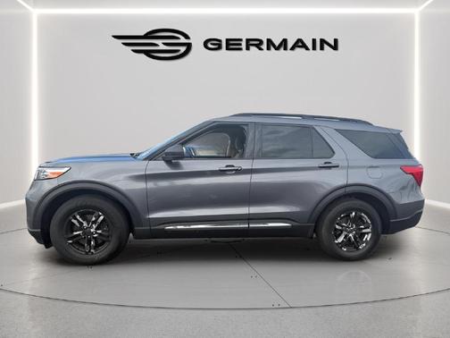 Carbonized Gray Metallic 2023 Ford Explorer XLT