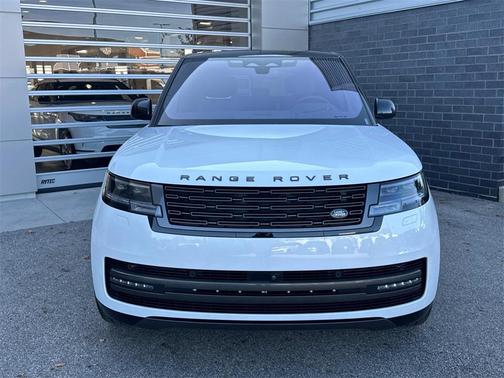 2023 Land Rover Range Rover P400 SE