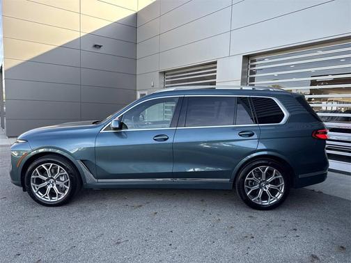 2023 BMW X7 xDrive40i