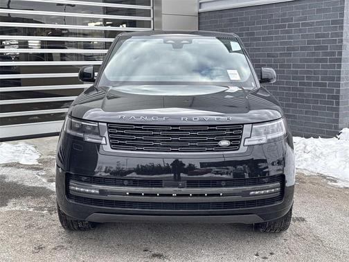 2026 Land Rover Range Rover P400 SE