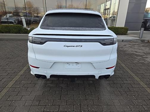 2021 Porsche Cayenne GTS