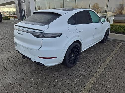2021 Porsche Cayenne GTS