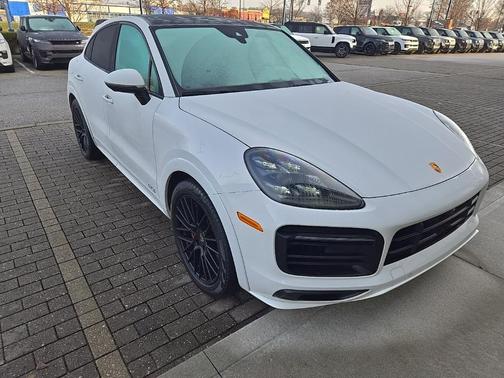 2021 Porsche Cayenne GTS