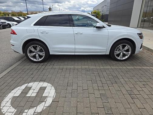 2019 Audi Q8 3.0T Premium Plus