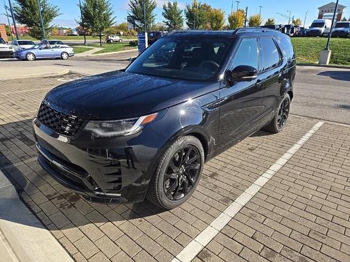 2025 Land Rover Discovery P300 Dynamic SE