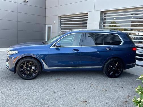 2022 BMW X7 xDrive40i