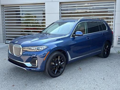 2022 BMW X7 xDrive40i