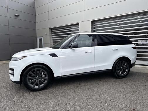 2025 Land Rover Range Rover Sport P360 S