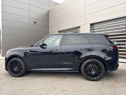 2025 Land Rover Range Rover Sport P635 SV Edition Two
