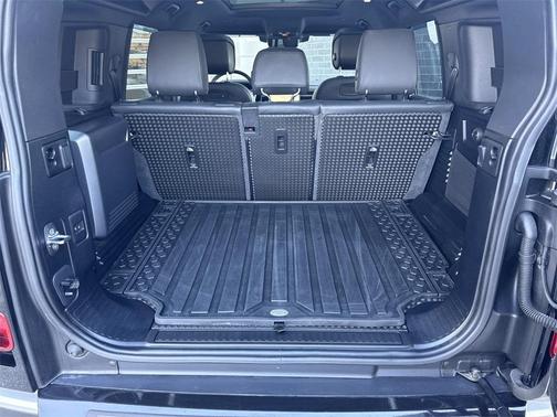 2022 Land Rover Defender 110 XS Edition