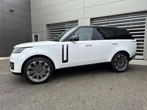 2025 Land Rover Range Rover P400 SE