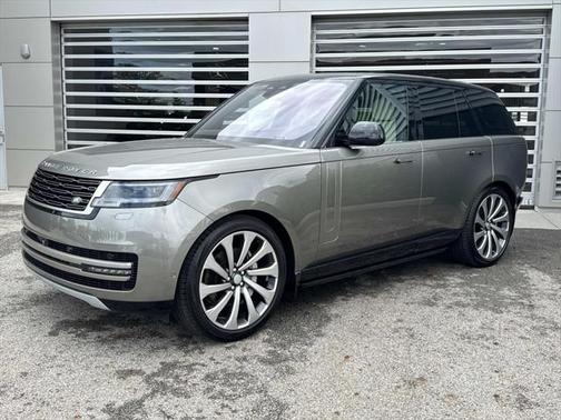 2023 Land Rover Range Rover P400 SE