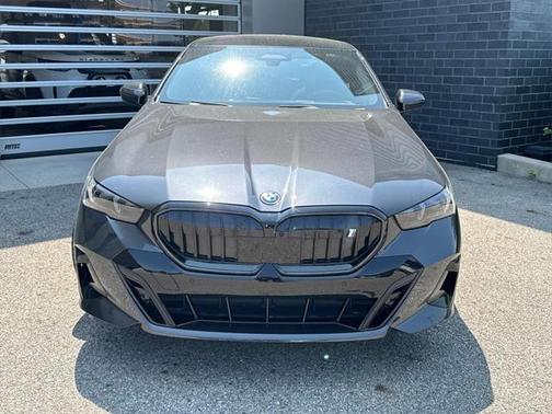 2024 BMW i5 eDrive40