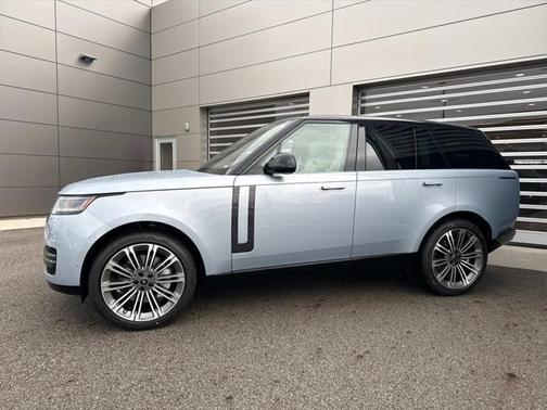 2025 Land Rover Range Rover P530 SE